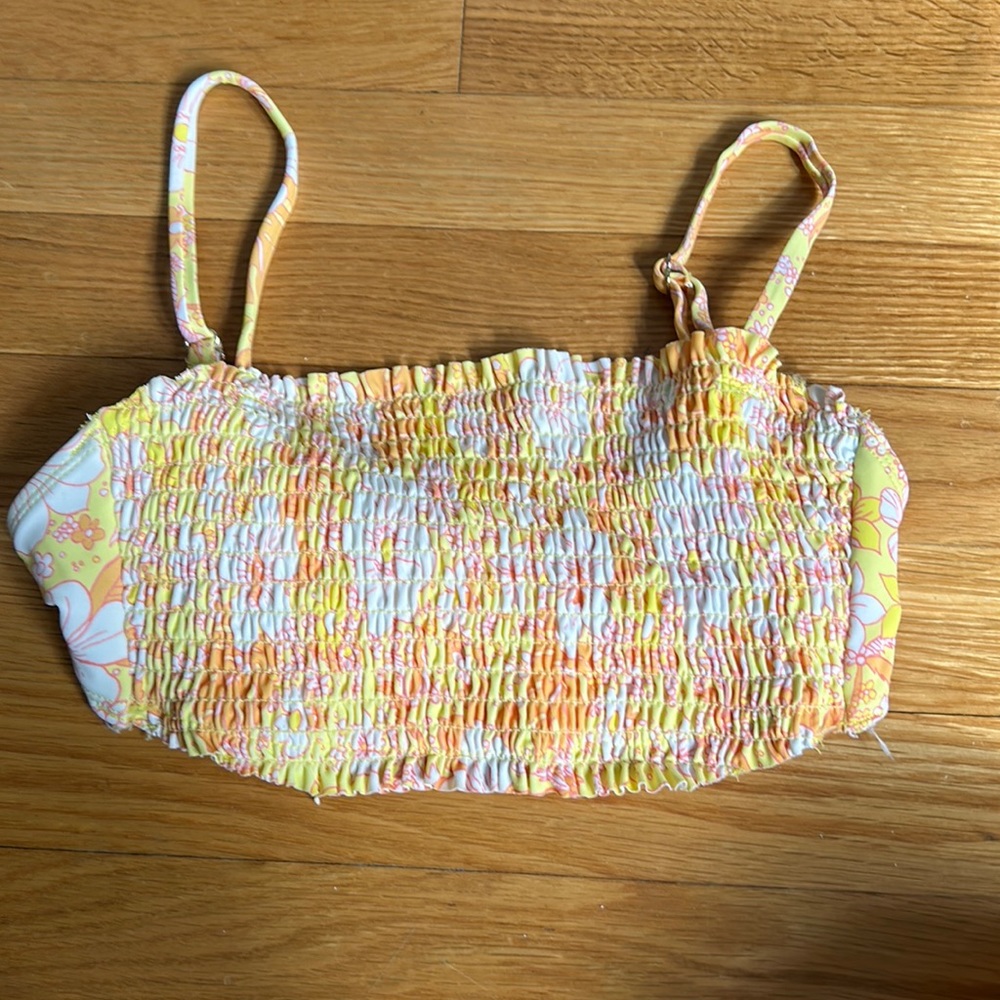 Ribbed adjustable bikini top